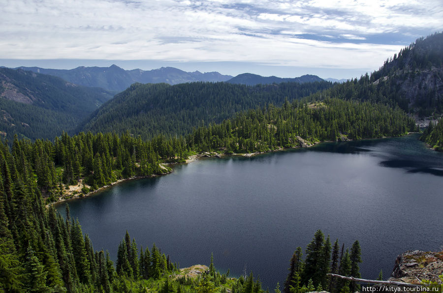 Поход на Rampart Ridge Норт-Бенд, CША