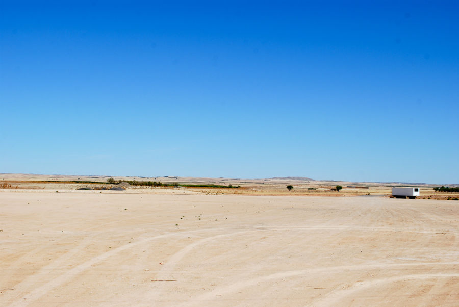 Настоящая пустыня недалеко от Сарагоссы. На фото не передать насколько там ветренно. Испания
