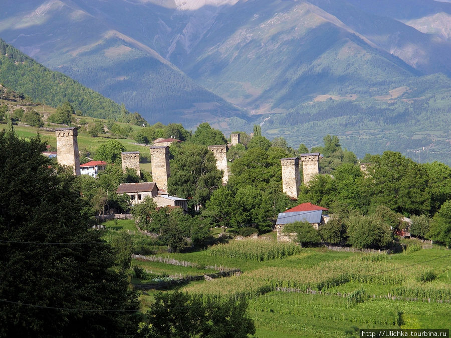 Башни в горах. Местиа, Грузия