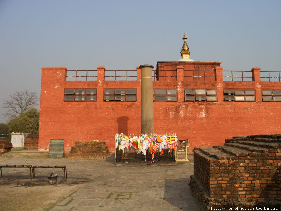 Храм Майя Деви и колонна императора Ашоки Лумбини, Непал