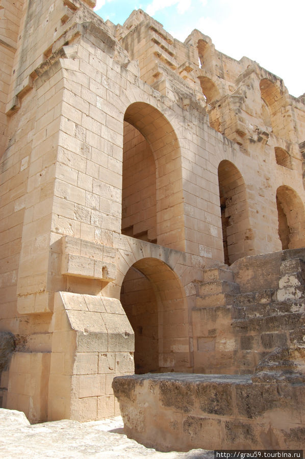 Амфитеатр в Эль-Джеме Эль-Джем, Тунис