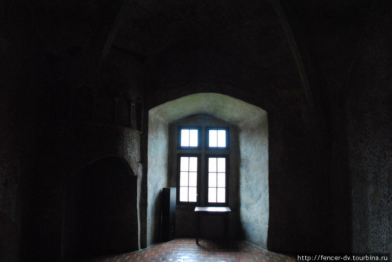 В мрачных покоях старого замка Йиндржихув-Градец, Чехия