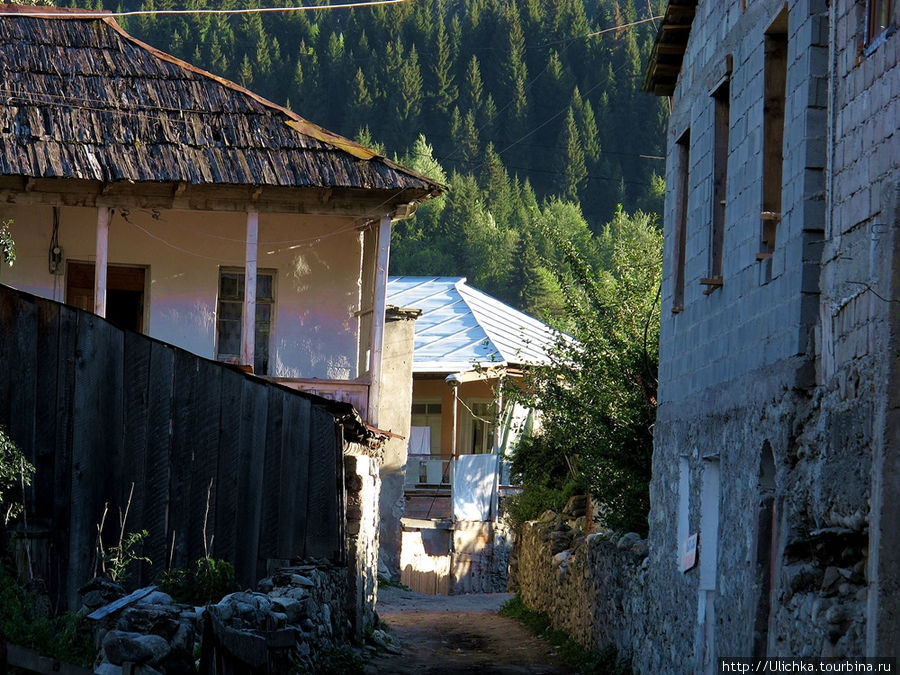 Башни в горах. Местиа, Грузия