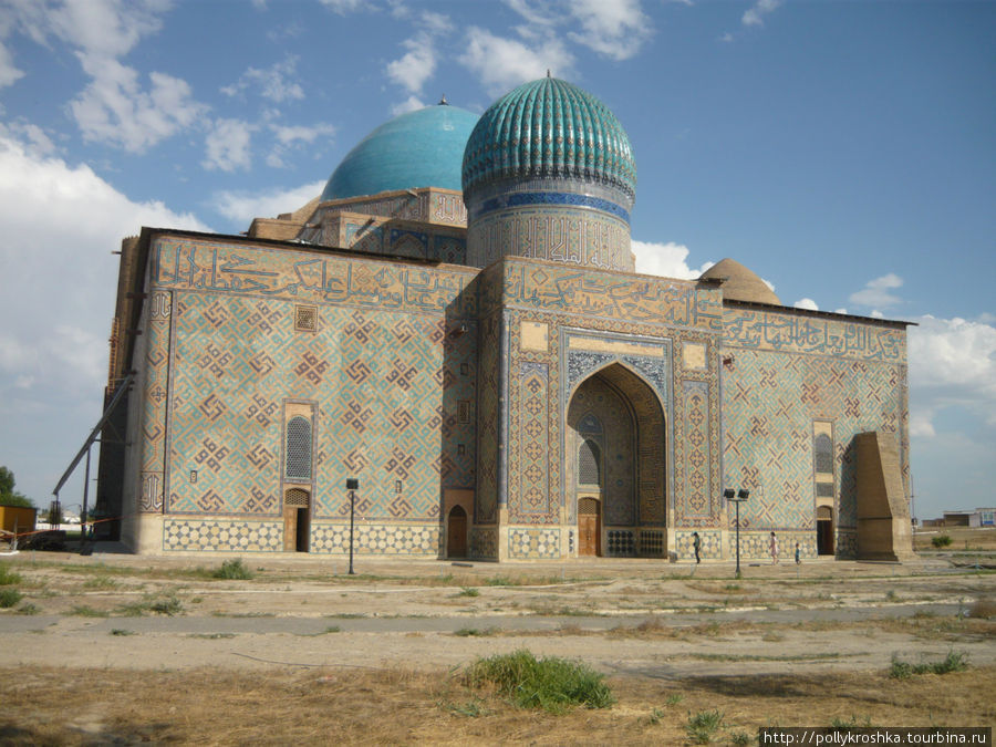 Мавзолей Ходжа Ахмеда Ясави в Туркестане Казахстан