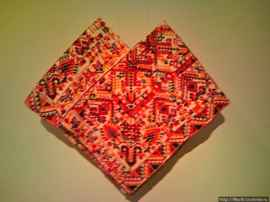 Яркие вышивки и плетения Оахаки в музее текстиля