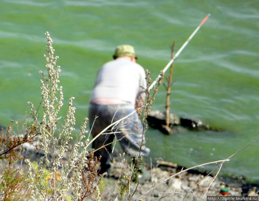 Рыбак рыбака видит издалека… Ревда, Россия