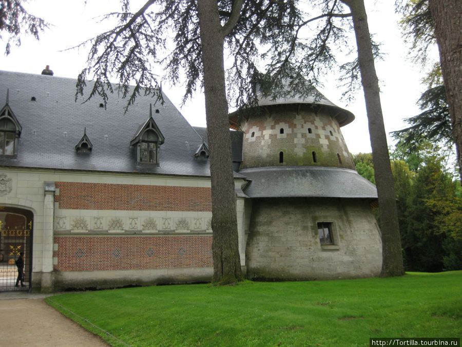 Замок Шамон-сюр-Луар Шомон-сюр-Луар, Франция