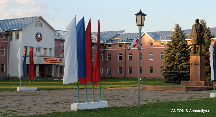 Красная площадь Суздаль, Россия