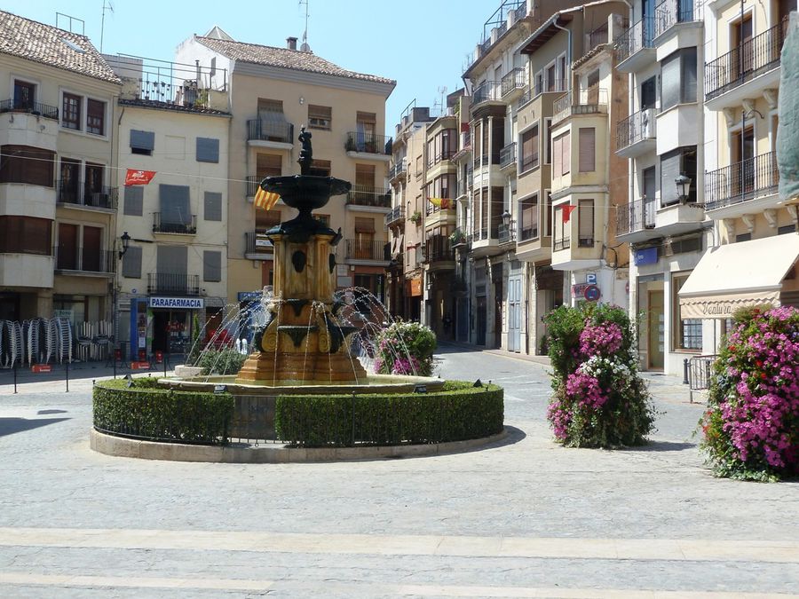 Площадь чистой воды (Plaza Agua Limpia) Автономная область Валенсия, Испания