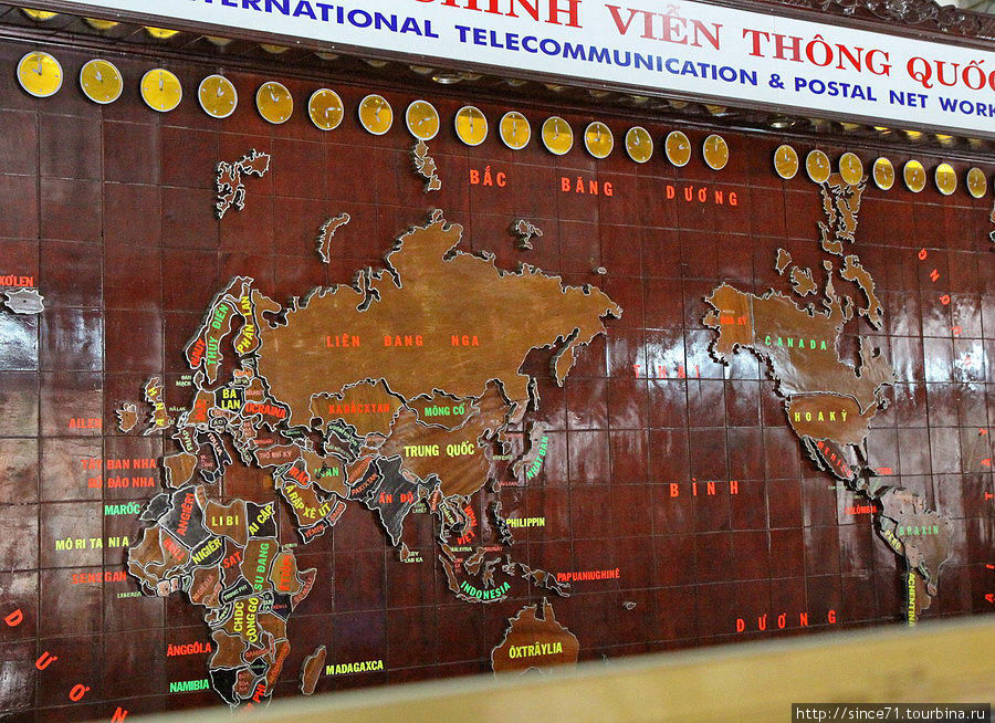 3. С интересной картой мира Хойан, Вьетнам