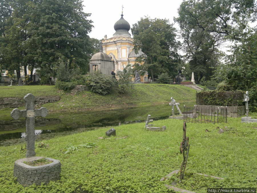 Никольское кладбище Александро-Невской лавры. Санкт-Петербург, Россия