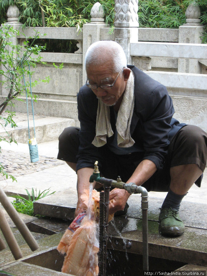 Буддийский храм Yuantong Si Куньмин, Китай