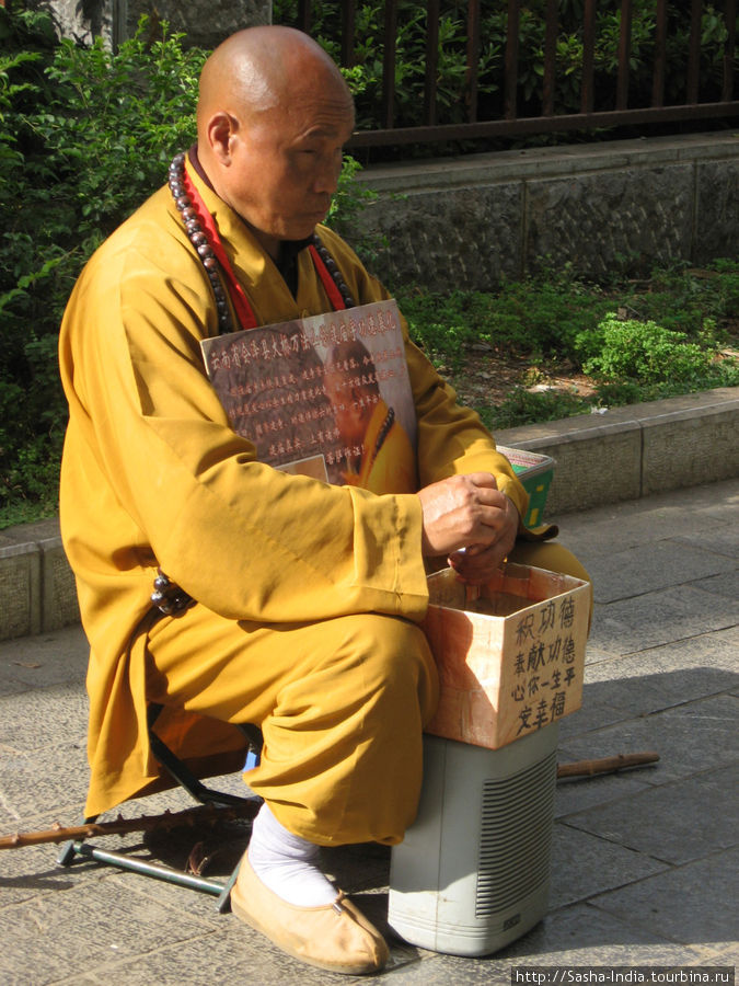 Буддийский храм Yuantong Si Куньмин, Китай