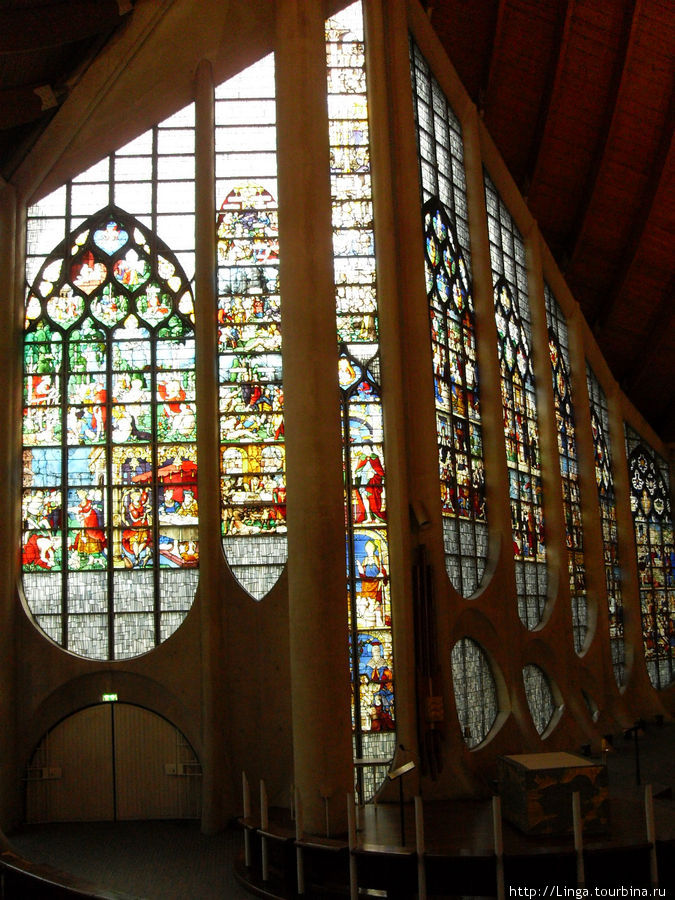 Церковь Жанны д'Арк Руан, Франция