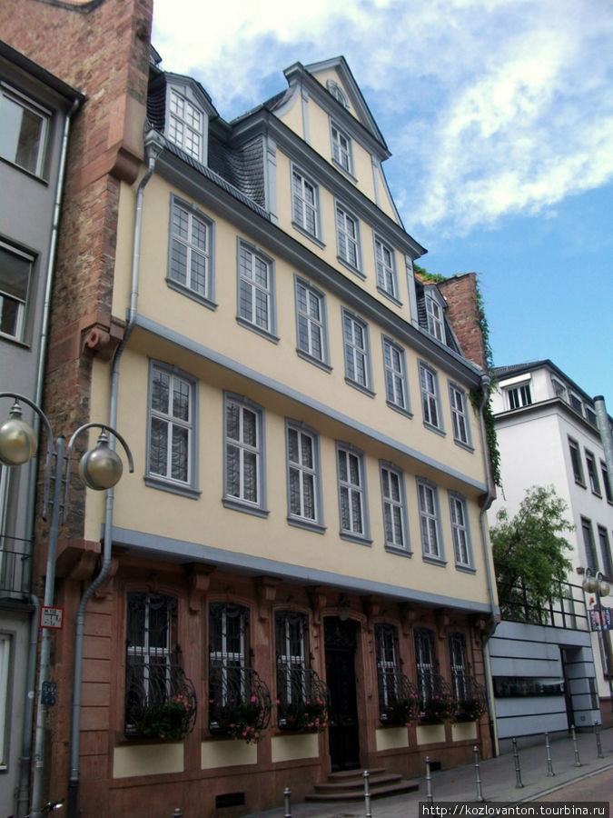 Дом, где родился автор Фауста. Франкфурт-на-Майне, Германия