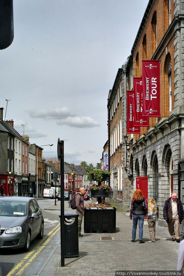 Parlament street, музей пивоварни Smithwick’s и аббатства St.Francis Килкенни, Ирландия