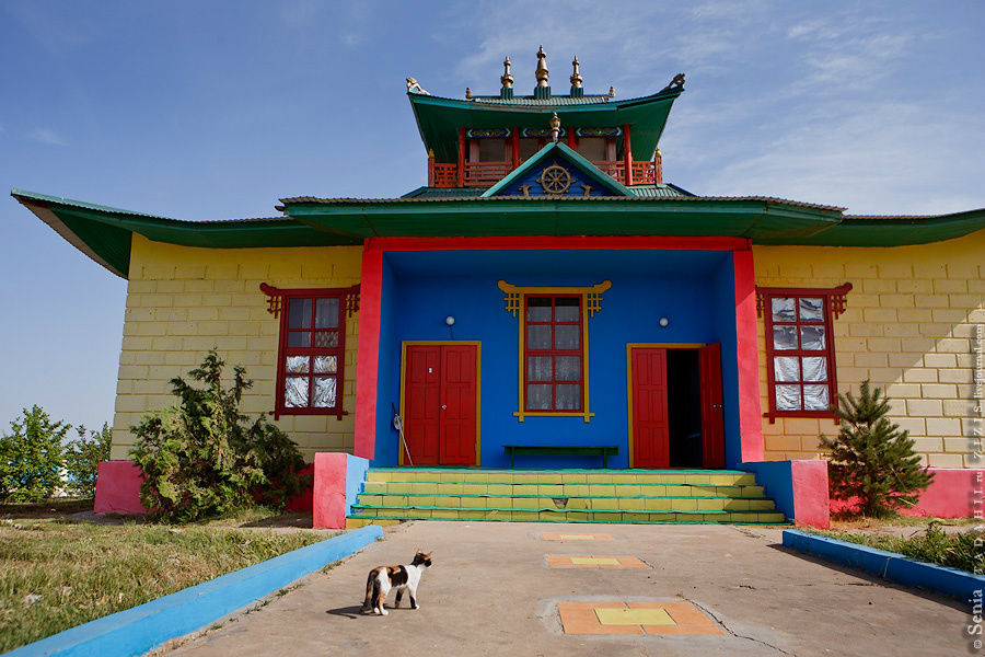 Лиман, буддистский хурул, арбузы Лиман, Россия