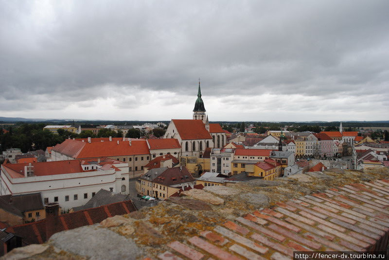 Типичная чешская площадь Йиндржихув-Градец, Чехия