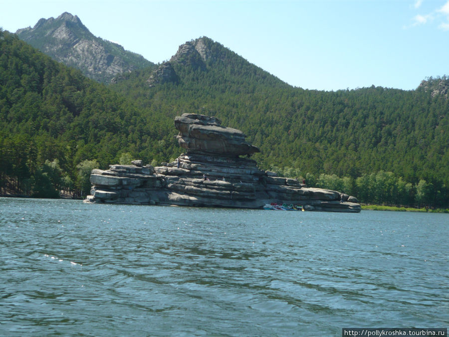 Чудо-остров на озере Боровом