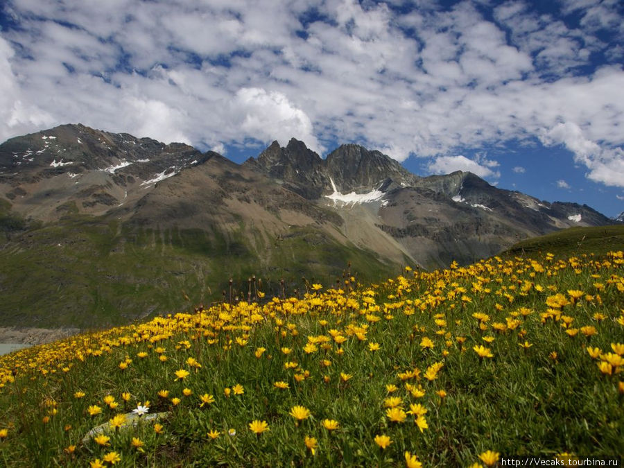 Пешком на Col des Roux (2804 м) Кантон Вале, Швейцария