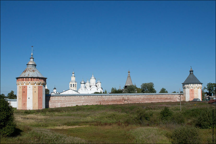 Город и Спасо-Прилуцкий мужской монастырь Вологда, Россия