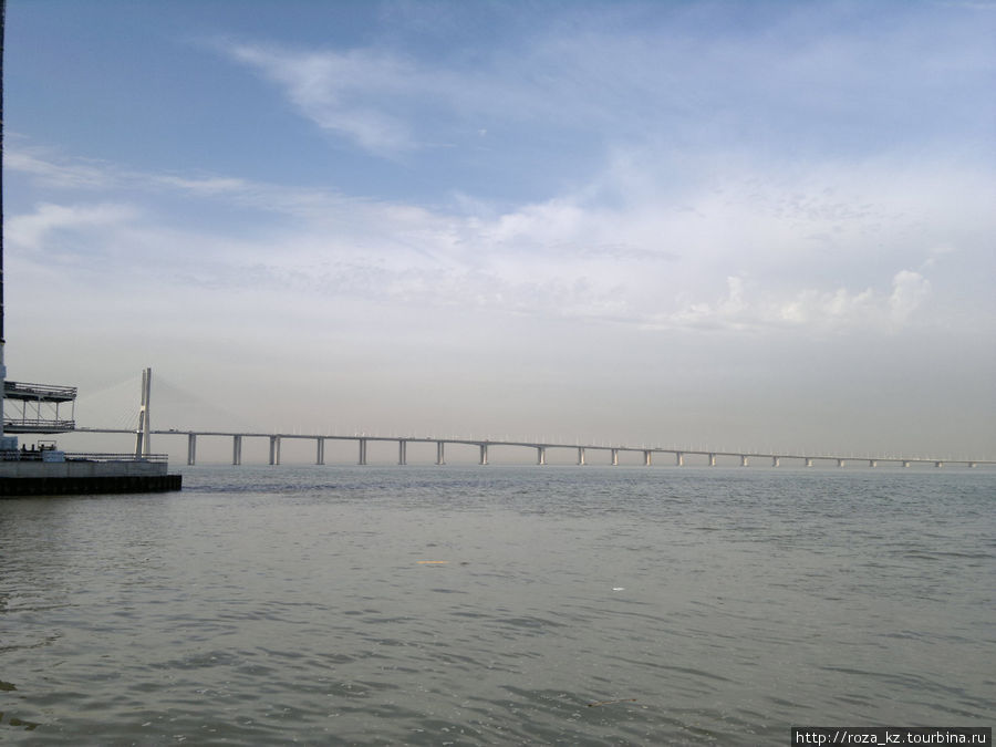 самый длинный мост в Европе Лиссабон, Португалия