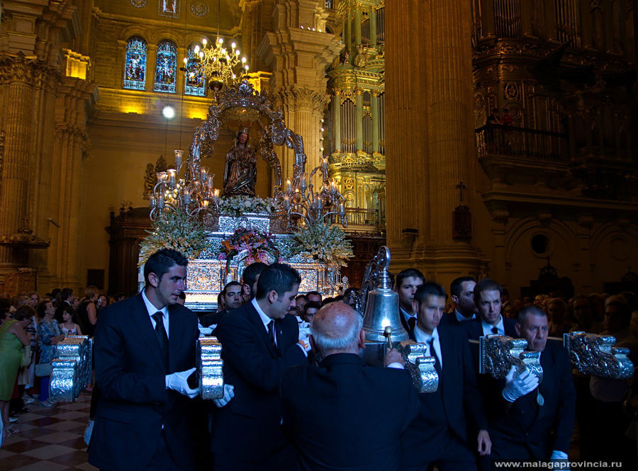 Праздник в честь Virgen de la Victoria. Malaga, 08/09/2011 Малага, Испания