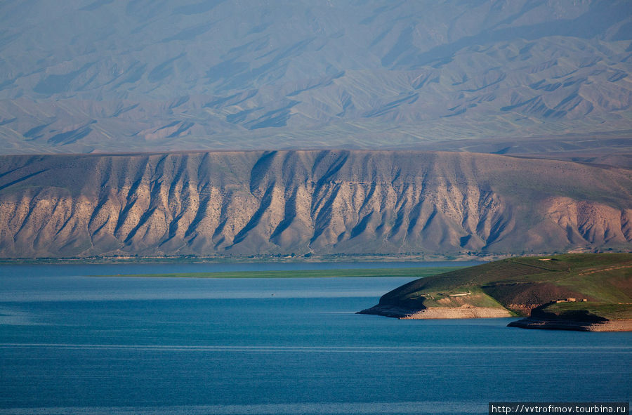 Токтогульскон водохранилище Киргизия