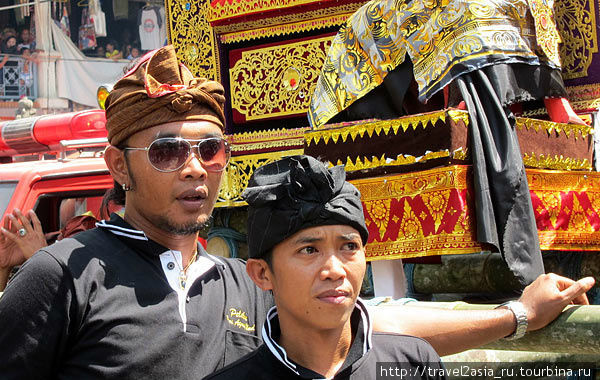 Кремация на Бали Бали, Индонезия
