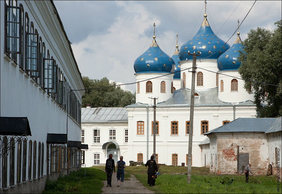 Юрьев монастырь Великий Новгород, Россия