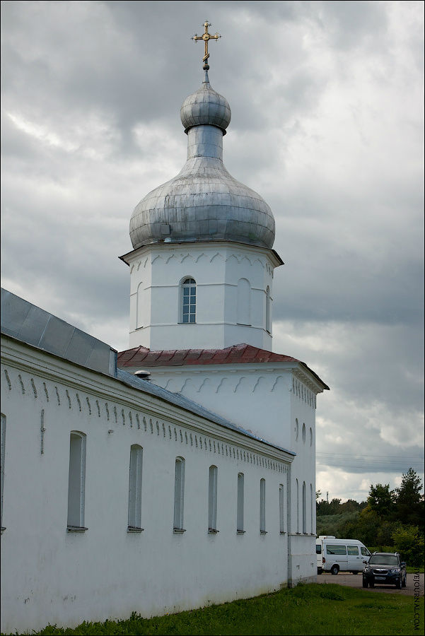 Юрьев монастырь Великий Новгород, Россия