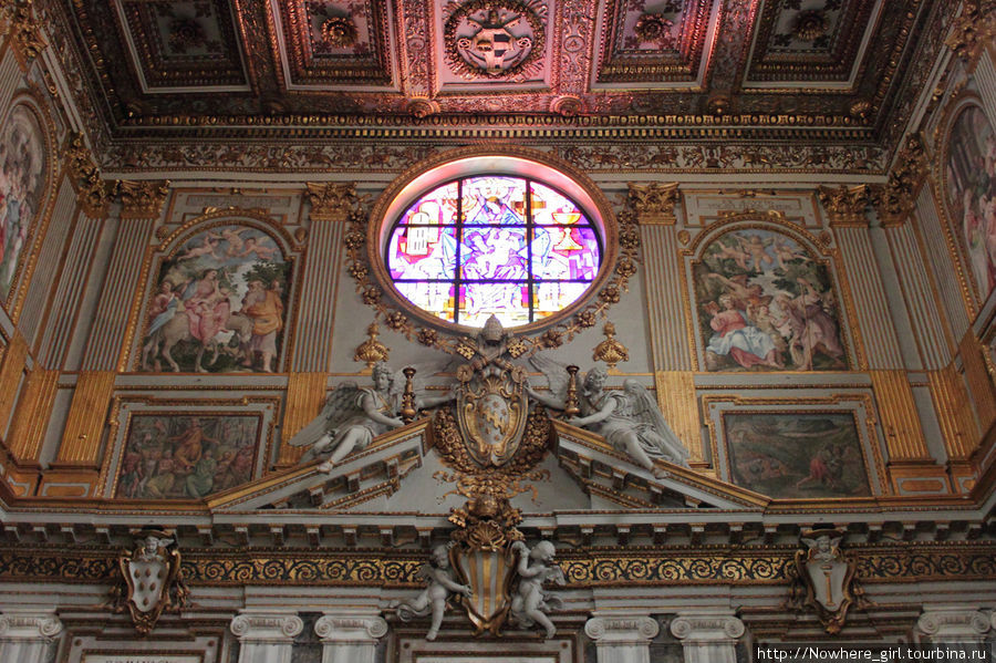 Внутреннее убранство церкви Санта-Мария-Маджоре Рим, Италия