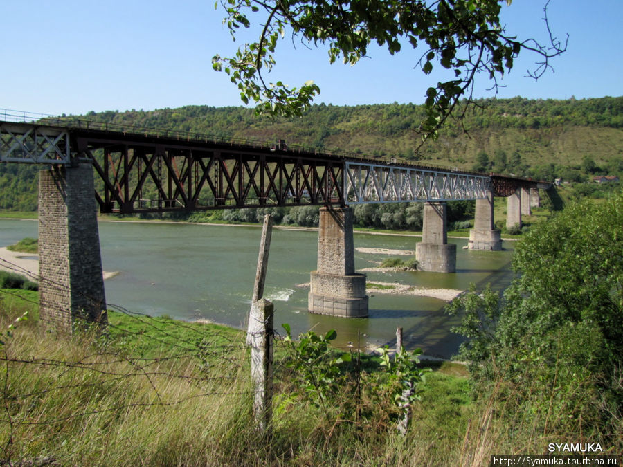 ЖД мост через Днестр в Залещиках. Украина