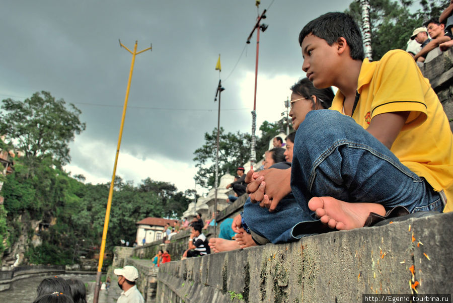 зрители Катманду, Непал