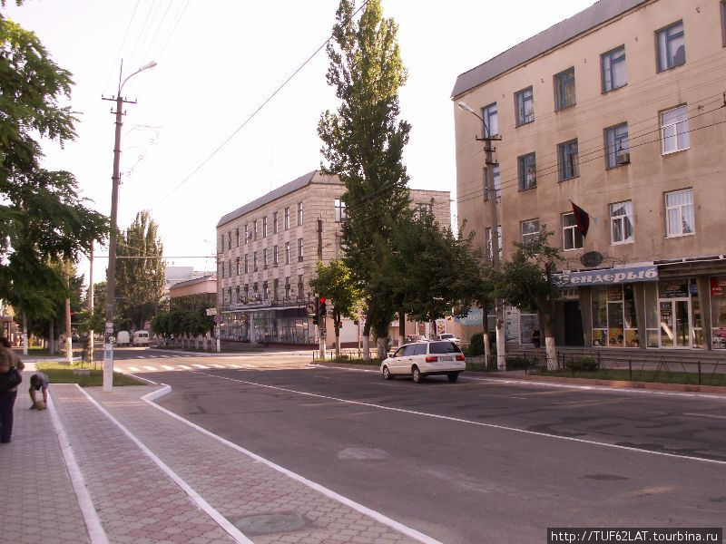 Одна из улиц. Бендеры, Приднестровская Молдавская Республика