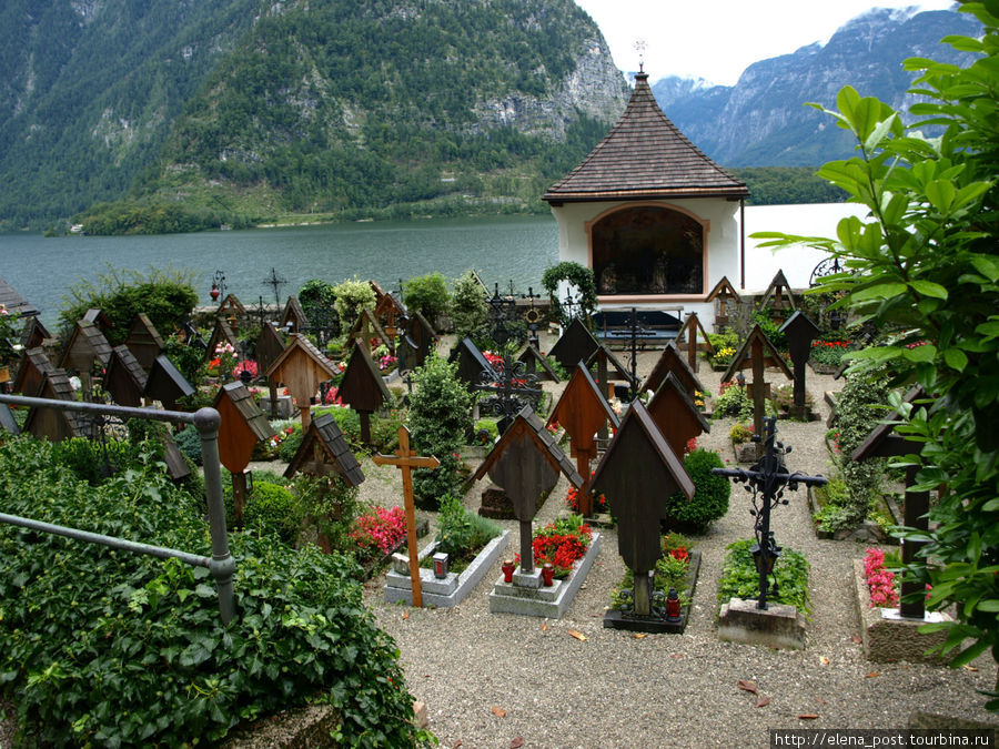 Кладбище у церкви Хальштатт, Австрия