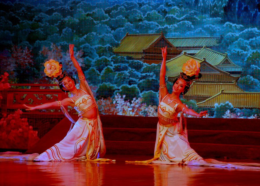 Tang Palace Dance Show или музыка и танцы династии Тан Сиань, Китай