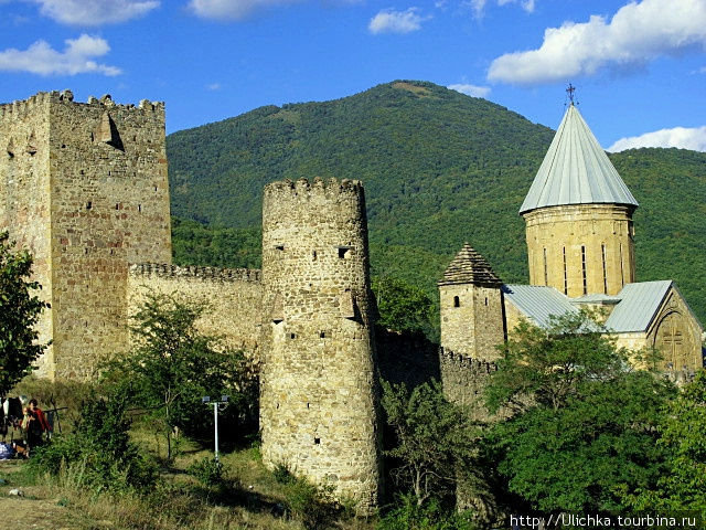 Крепость Ананури Ананури, Грузия