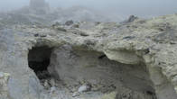 пещеры из смеси серы и туфа