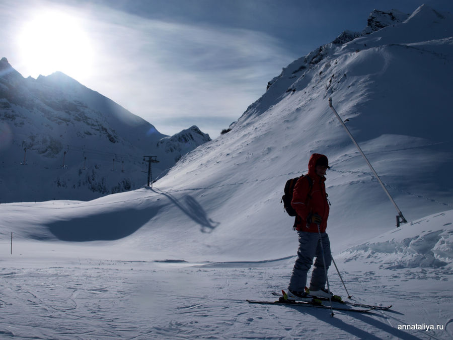 Горные лыжи на леднике с малышом в 9 месяцев Хинтертукс, Австрия