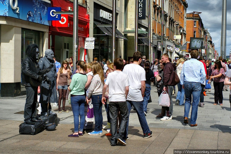 На пешеходной Henry street. Дублин, Ирландия