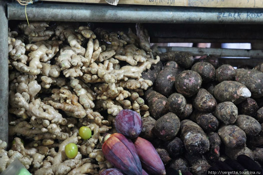 Овощи и фрукты из Пуэрто Пуэрто-Принсеса, остров Палаван, Филиппины