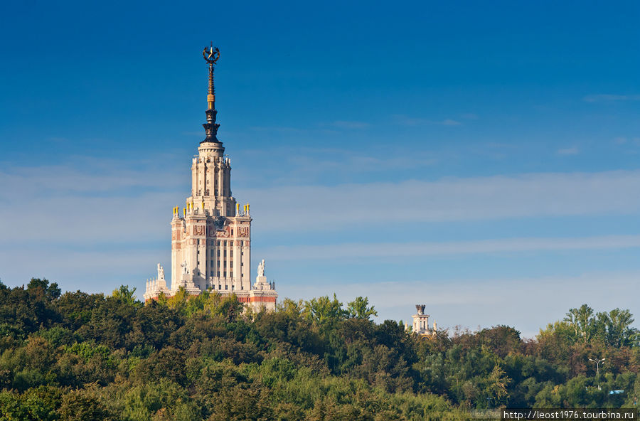 Взгляд с метромоста в лужниках Москва, Россия