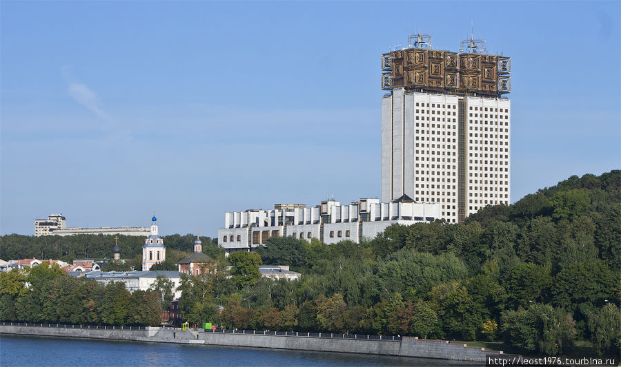 Взгляд с метромоста в лужниках Москва, Россия