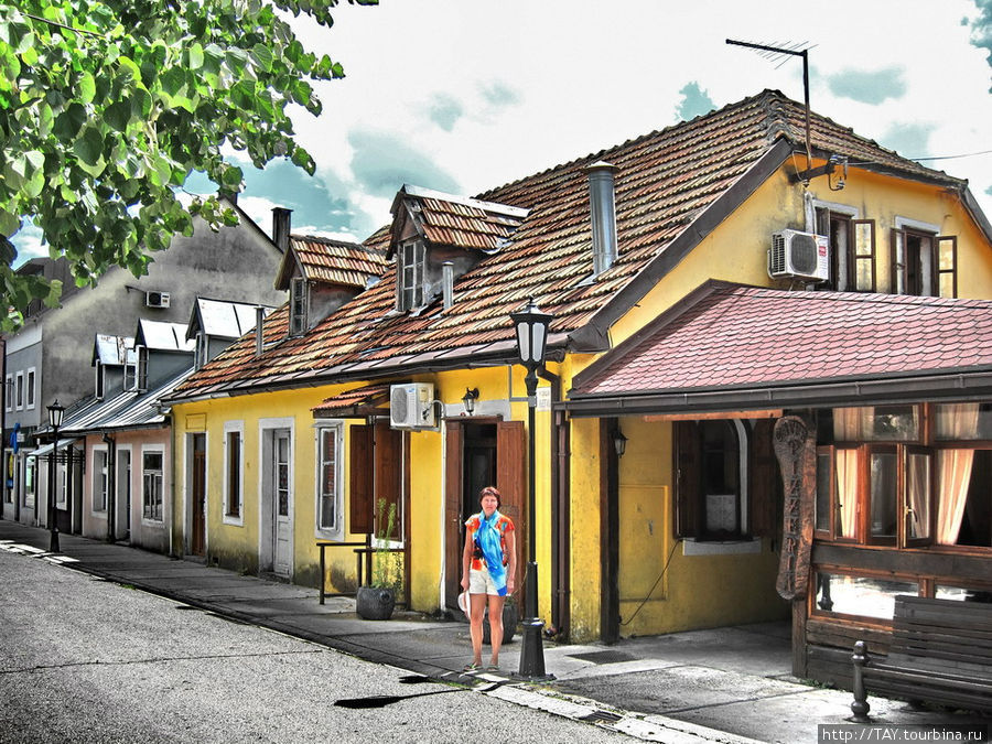 улочка старого города Цетине, Черногория