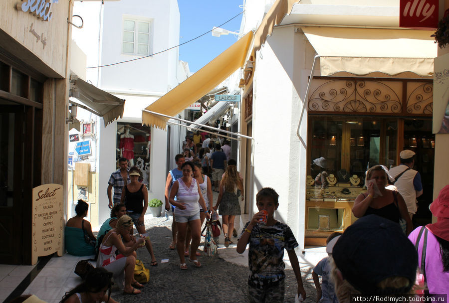 Спасительная золотая улочка Фиры Фира, остров Санторини, Греция