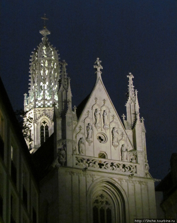 Ночная прогулка по Вене к церкви Votivkirche Вена, Австрия