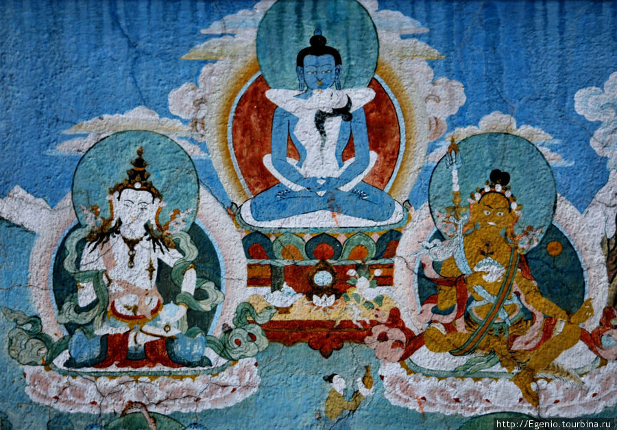 Будда Самантабхадра со своей супругой в центре Катманду, Непал