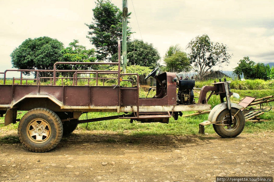 Трехколесный транспорт местных рисоводов Остров Палаван, Филиппины