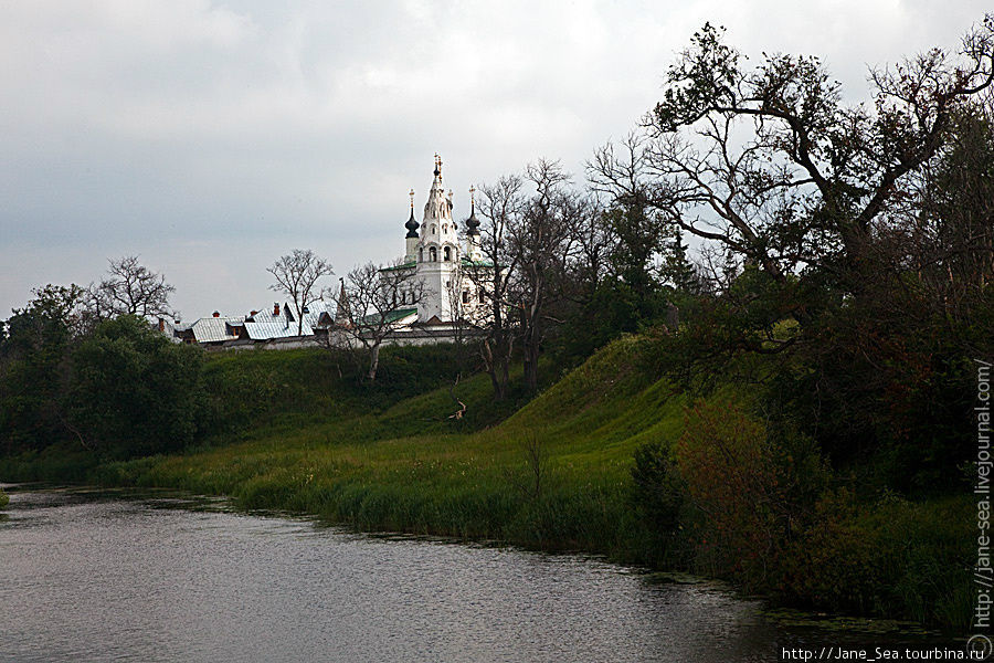 Александровский монастырь Суздаль, Россия